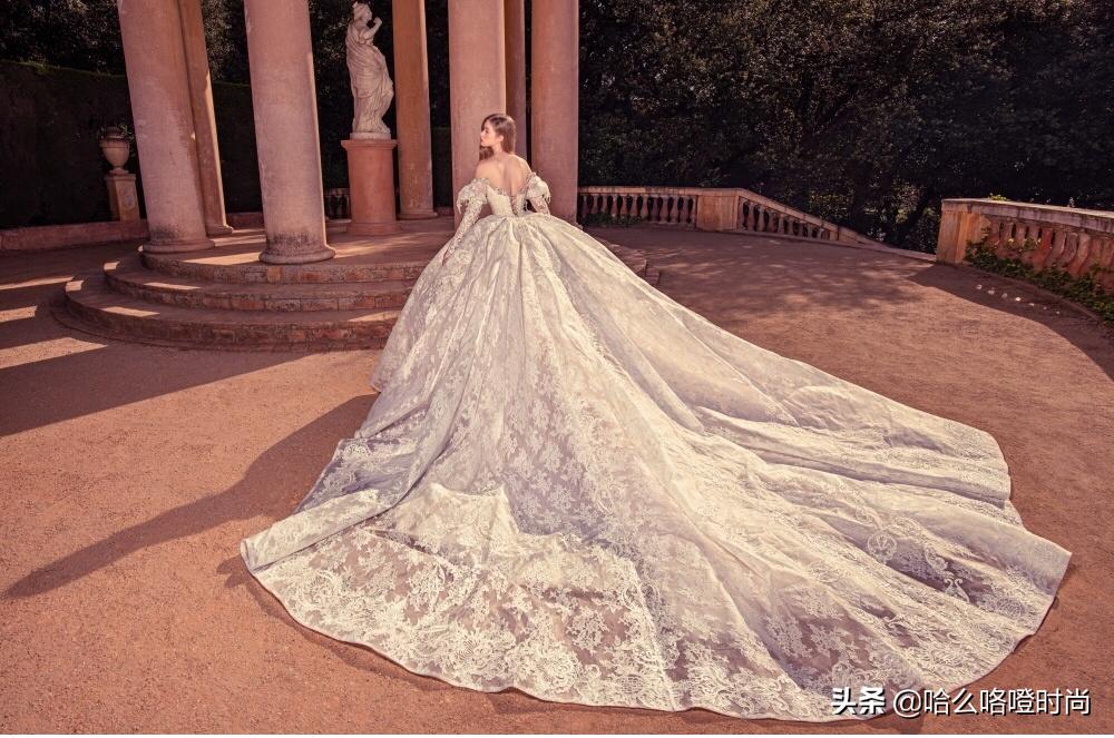 巨型豪华大拖尾婚纱,超长拖尾婚纱只能用震撼来形容