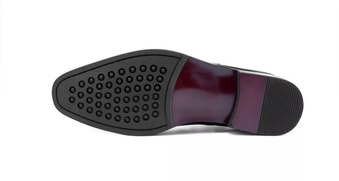 卖秋冬靴子,秋冬靴买加绒还是不加绒的