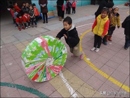 制作幼儿户外体育器械玩教具,幼儿园自制户外体育器械小推轮