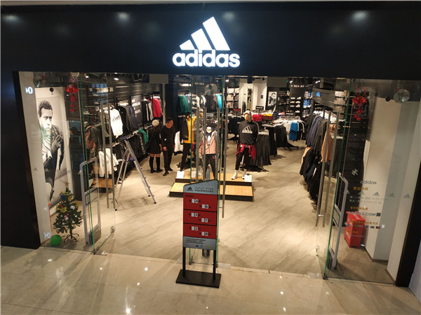 晋江耐克阿迪折扣店,耐克阿迪折扣店的进货渠道在哪儿