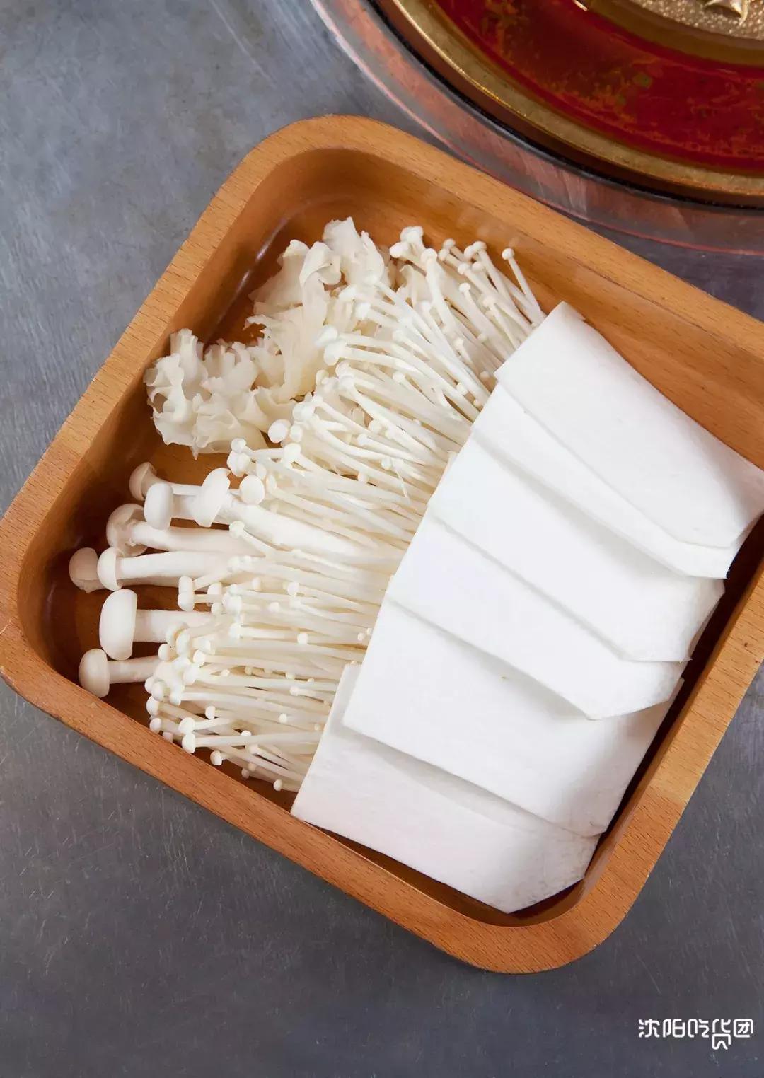 ¥300抵¥800花!年末巨狠福利来了,这还是我认识的小猪小牛吗?