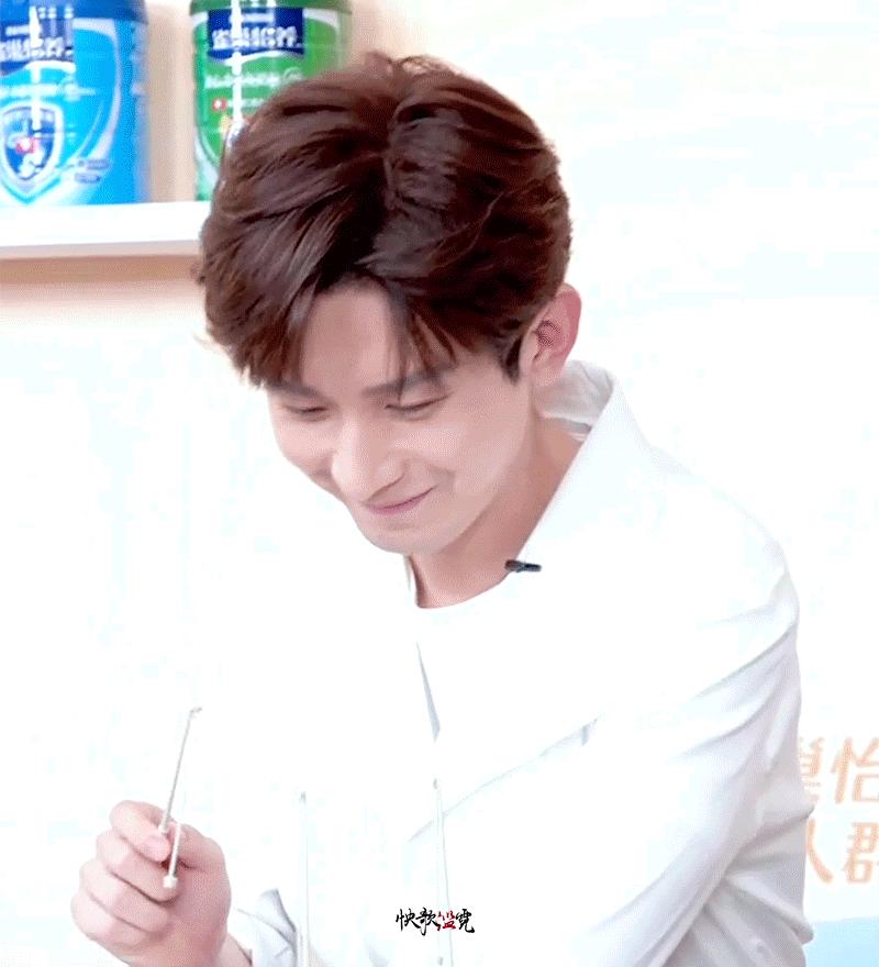 成毅代言雀巢怡养奶粉直播销量,成毅雀巢怡养代言人直播间