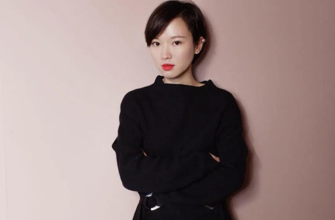 鍗庤钁楀悕璁捐甯堢帇澶т粊琚垎涓戦椈,pierrecardin鐨皵鍗′腹