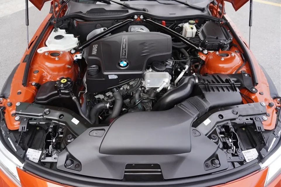 20多万买新宝马,花6万买了台敞篷宝马车