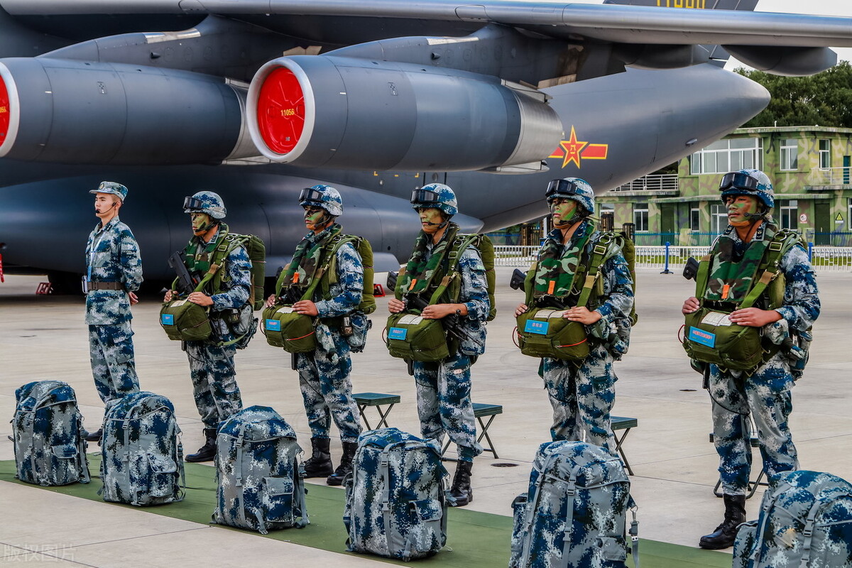 飞行训练时突发事故余旭跳伞失败,飞行员余旭跳伞了为什么没有成功