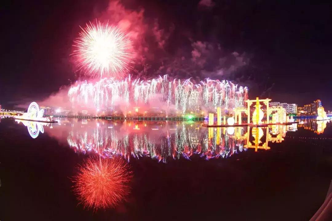 一路从南方到北方感受四季,成都最值得去的小城