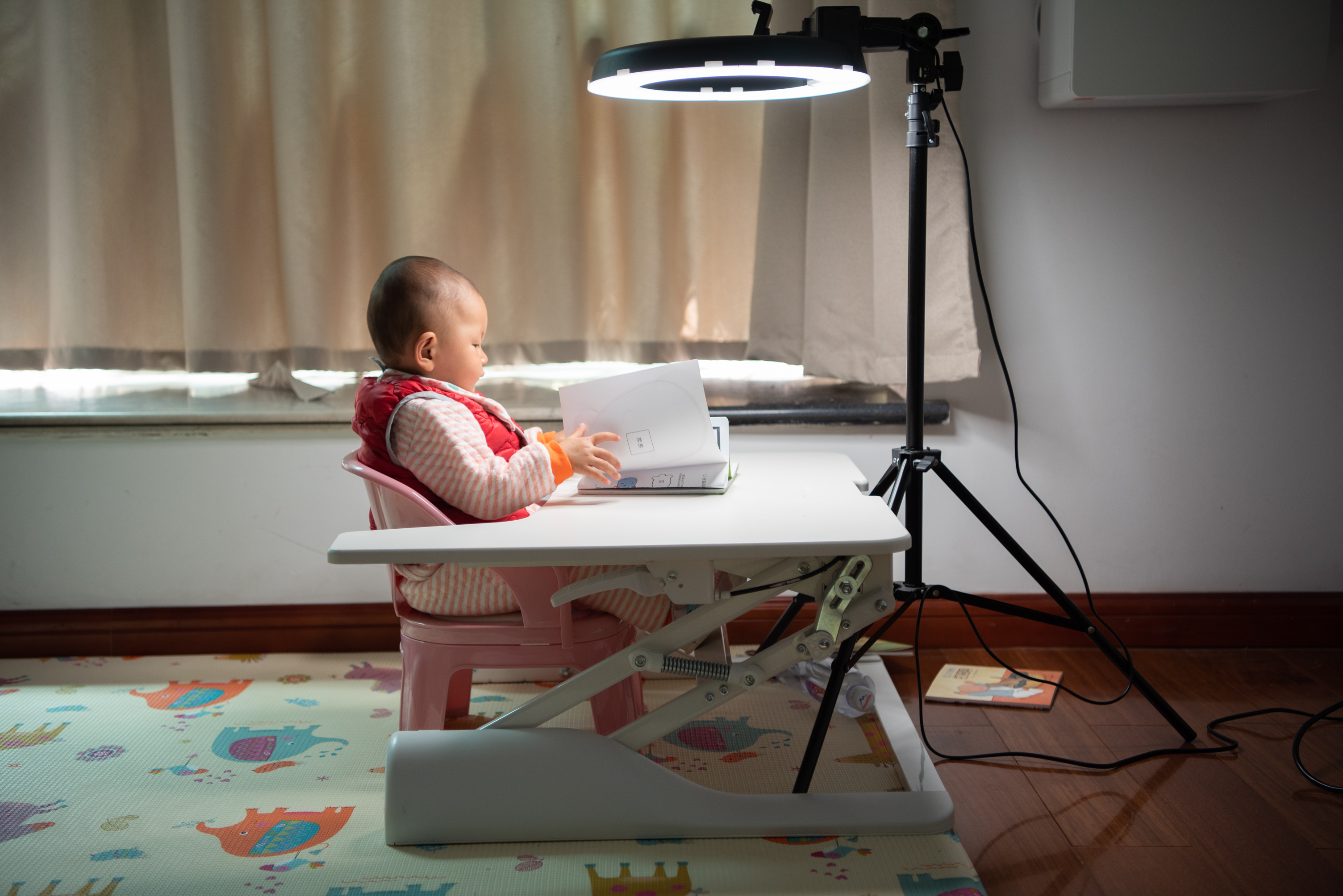 台灯护眼学习灯孩视宝v1,孩视宝护眼台灯vl161a