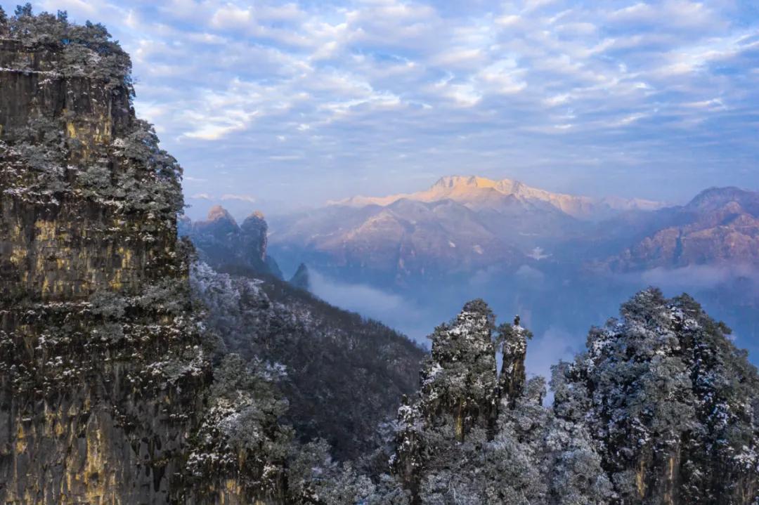 当汉服小姐姐在街上惊艳路人,又美丽又漂亮的汉服小姐姐