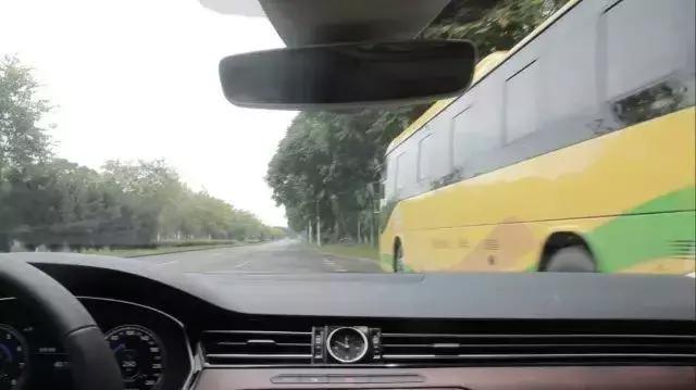 如何防止鬼探头事故发生,鬼探头到底多可怕怎么才能预防