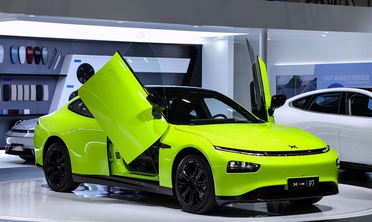 汽车的车门,汽车的车门怎么能打开