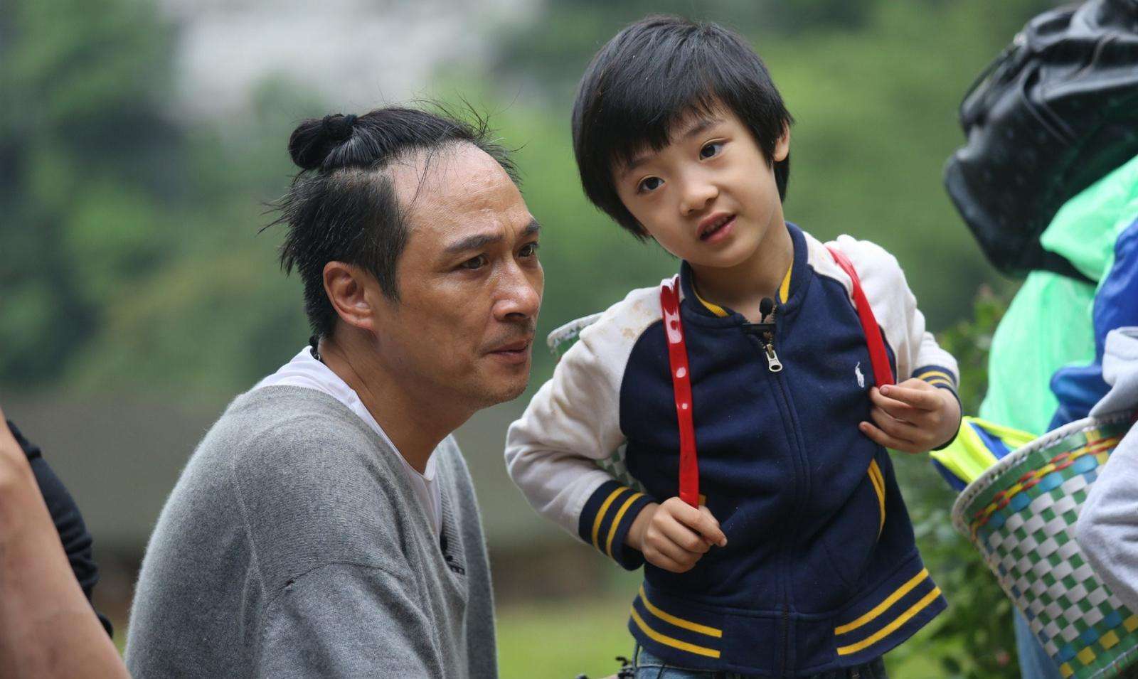 爸爸去哪儿石头天天,爸爸去哪儿石头康康