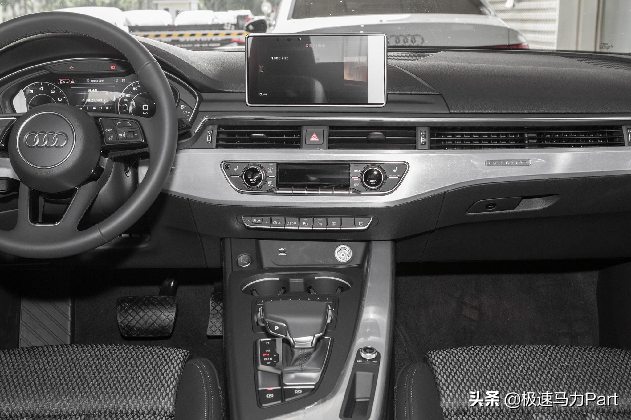 2022奥迪a4l45quattro臻选动感型,新奥迪a4l推荐哪一款