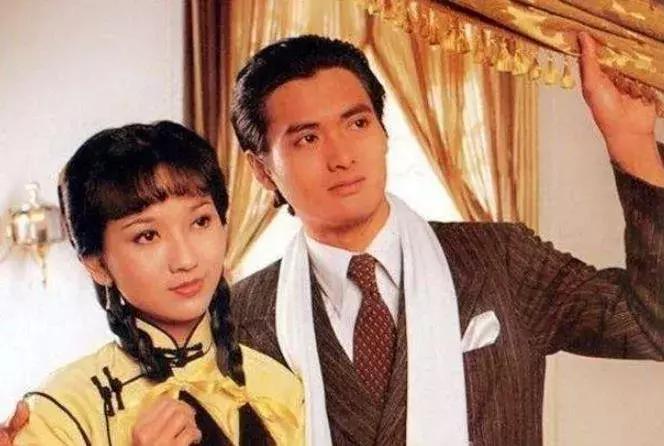 一首17岁歌曲,十七岁歌曲香港