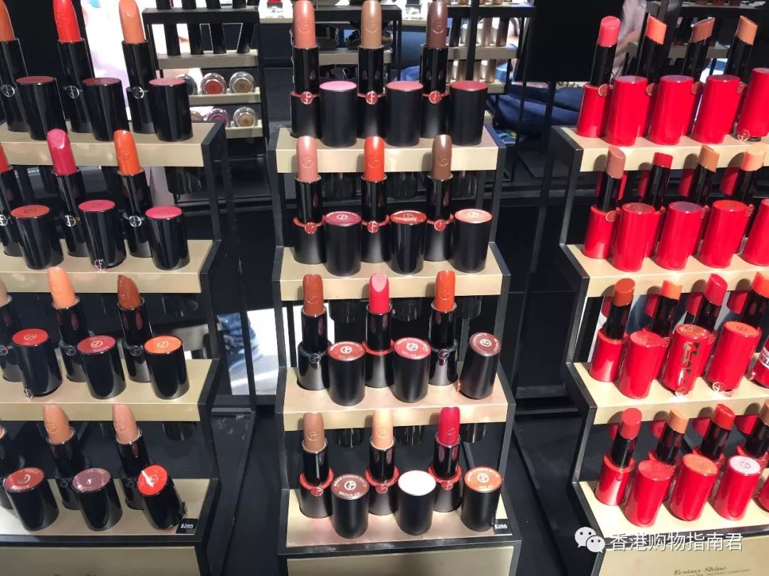 转自香港购物君:实拍DFS的15大品牌!最后被赶走。。。