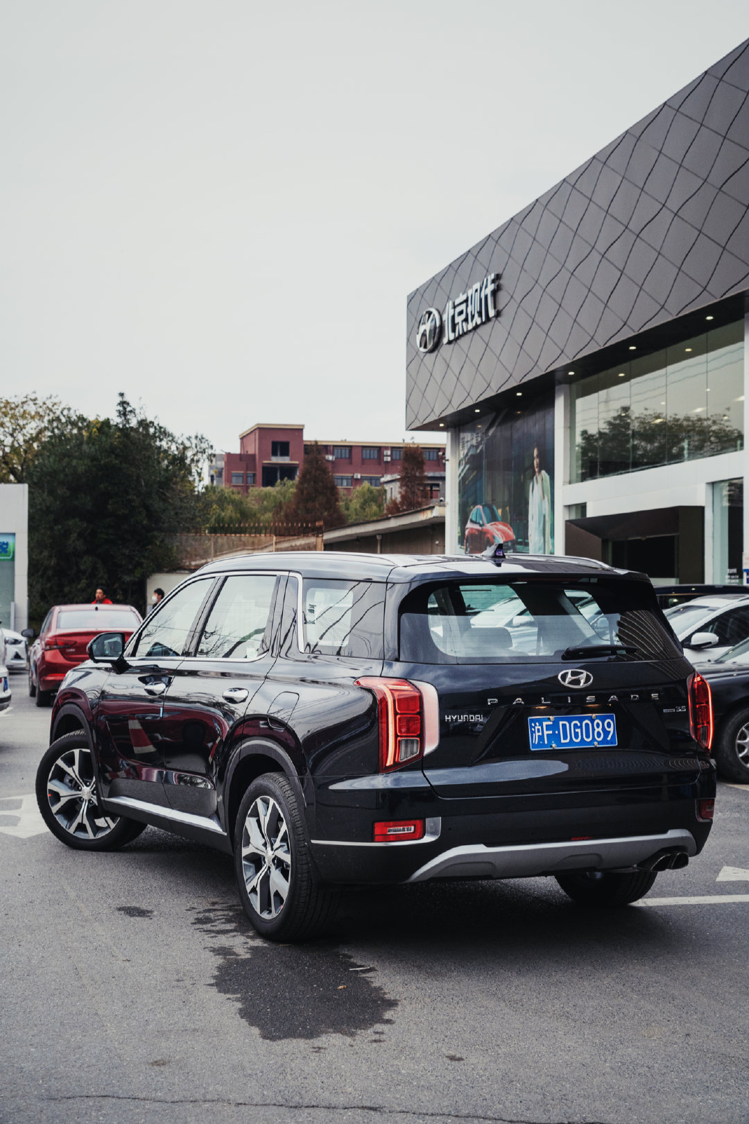 现代帕里斯帝黑武士试驾,2022现代豪车帕里斯帝试驾视频