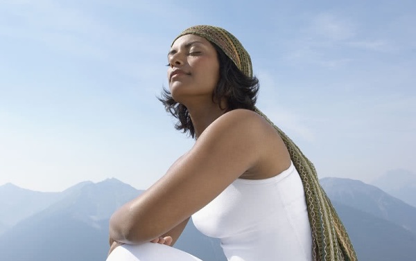 腹式呼吸减内脏脂肪,如何练腹式呼吸减腹部脂肪