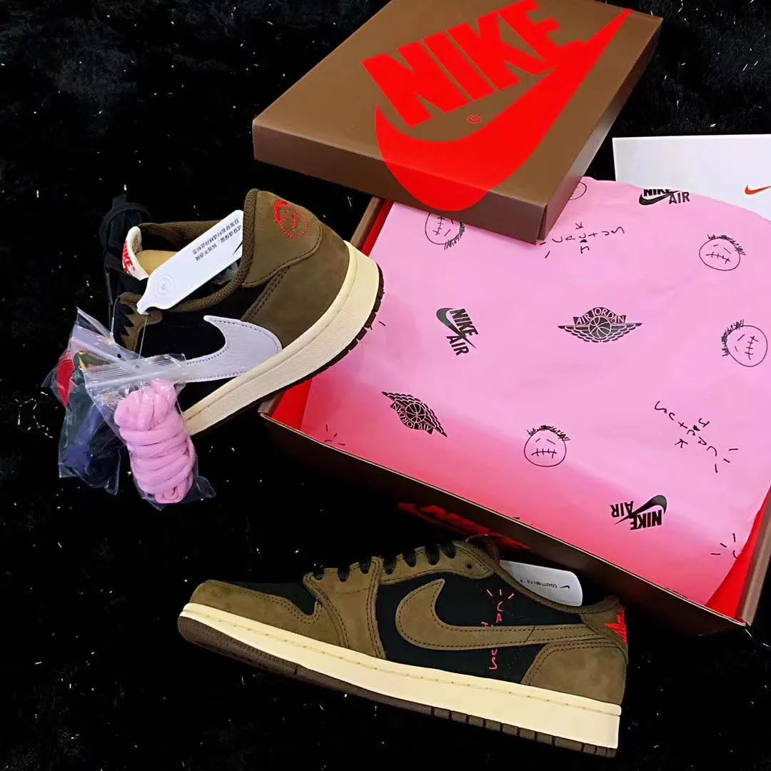 涨见识了!原来很多开宝马的都有一面鞋墙,穿的球鞋不上千就上万