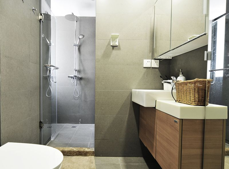 风暖浴霸安装在卫生间什么位置,欧普风暖浴霸安装拆卸过程视频