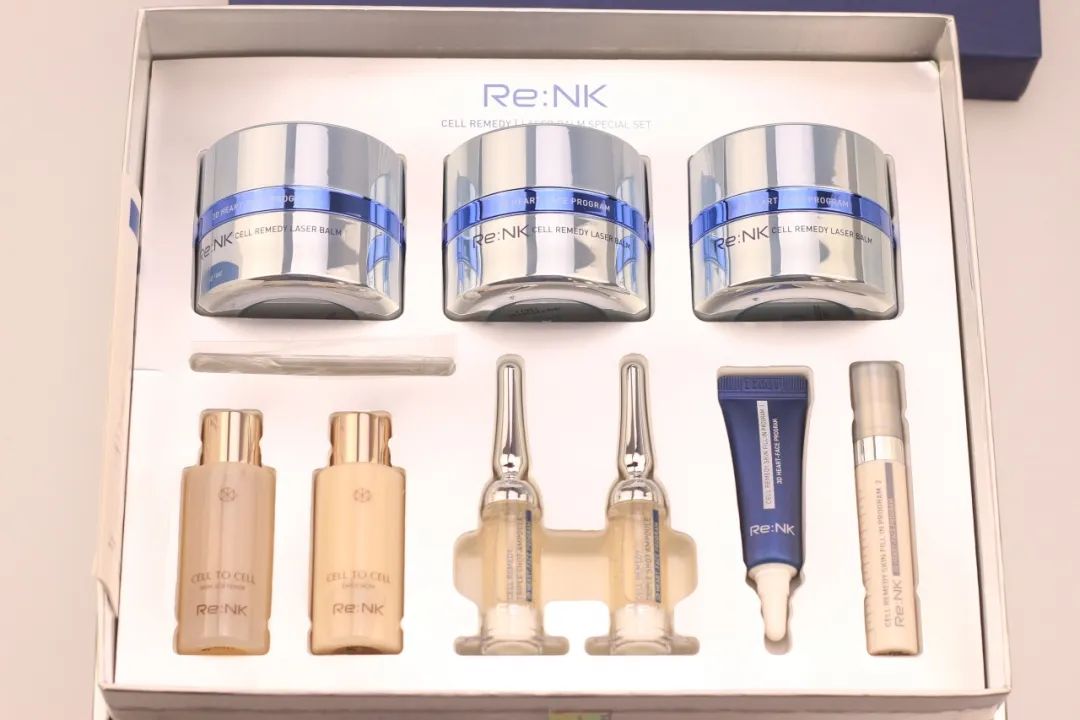 柳絮又又又又又又糊了我一脸,今天你涂面霜了没~