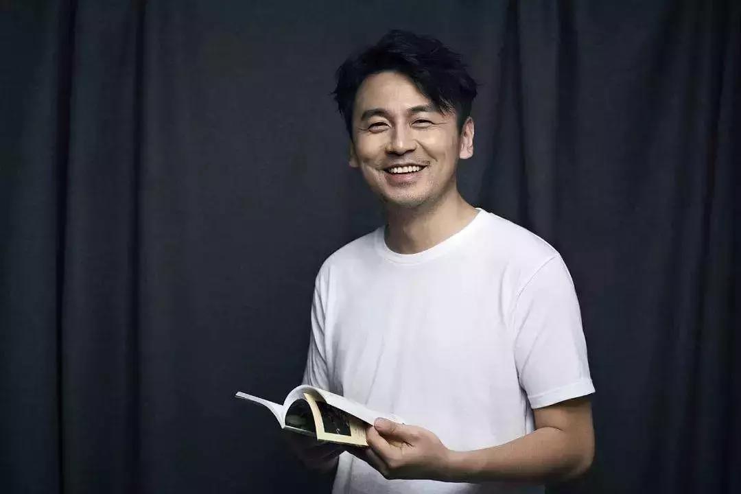 著名演员评朱一龙获奖,朱一龙最佳男演员获奖感言完整版