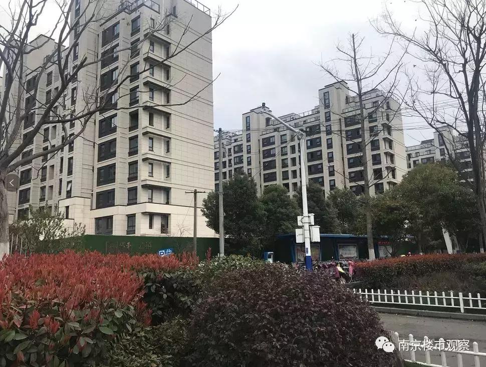 10盘迎来交付大考，实景谍照流出！这品质…