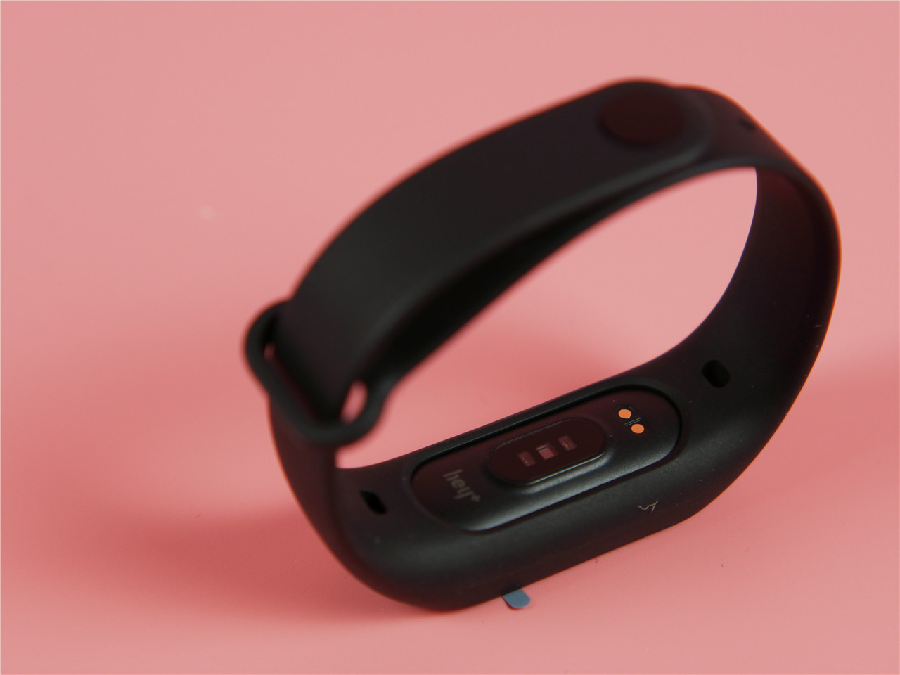 有品上架一款拥有彩色腕带可刷公交刷地铁能够模拟门禁卡黑加手环