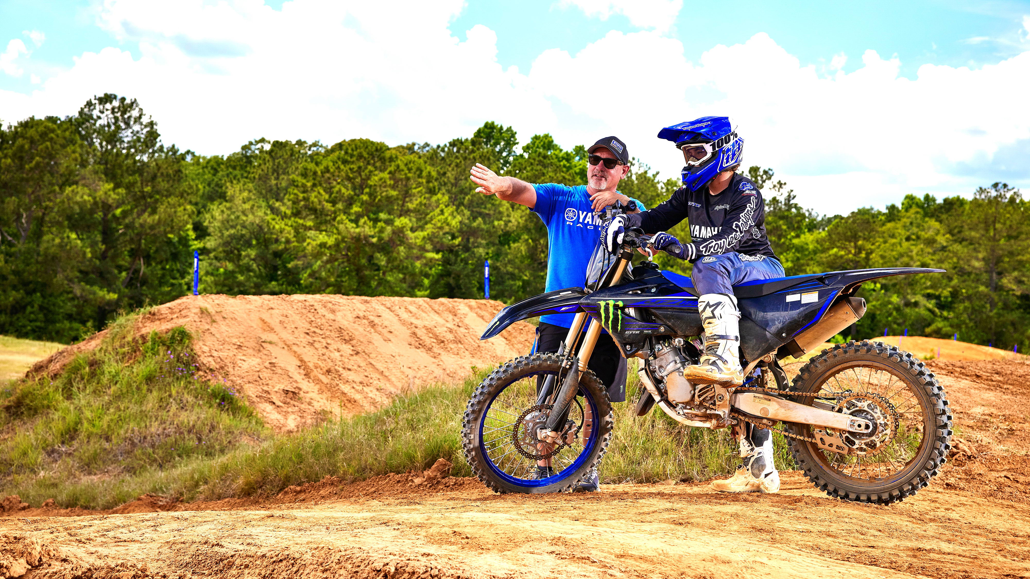 雅马哈新一代yzfr3欧洲版技术简介,雅马哈越野摩托车价格