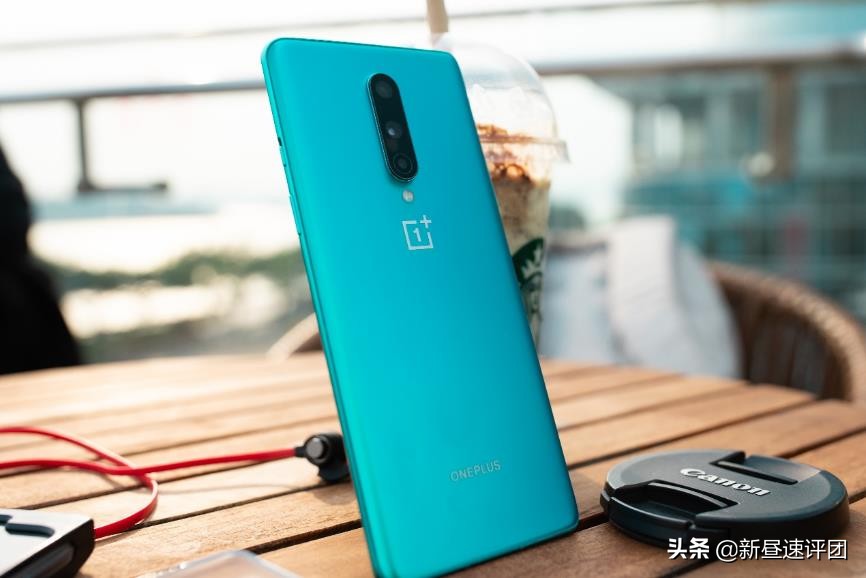一加8当年出的时候多惊艳,一加8手感