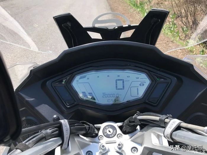 春风650tr-g满油跑多少公里,春风650tr-g尊享版的测评