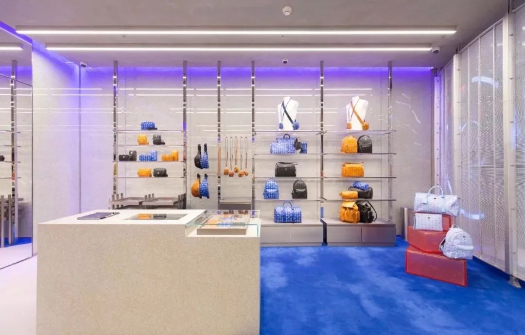 从濒临倒闭到年营收25万,从濒临倒闭到市值266亿