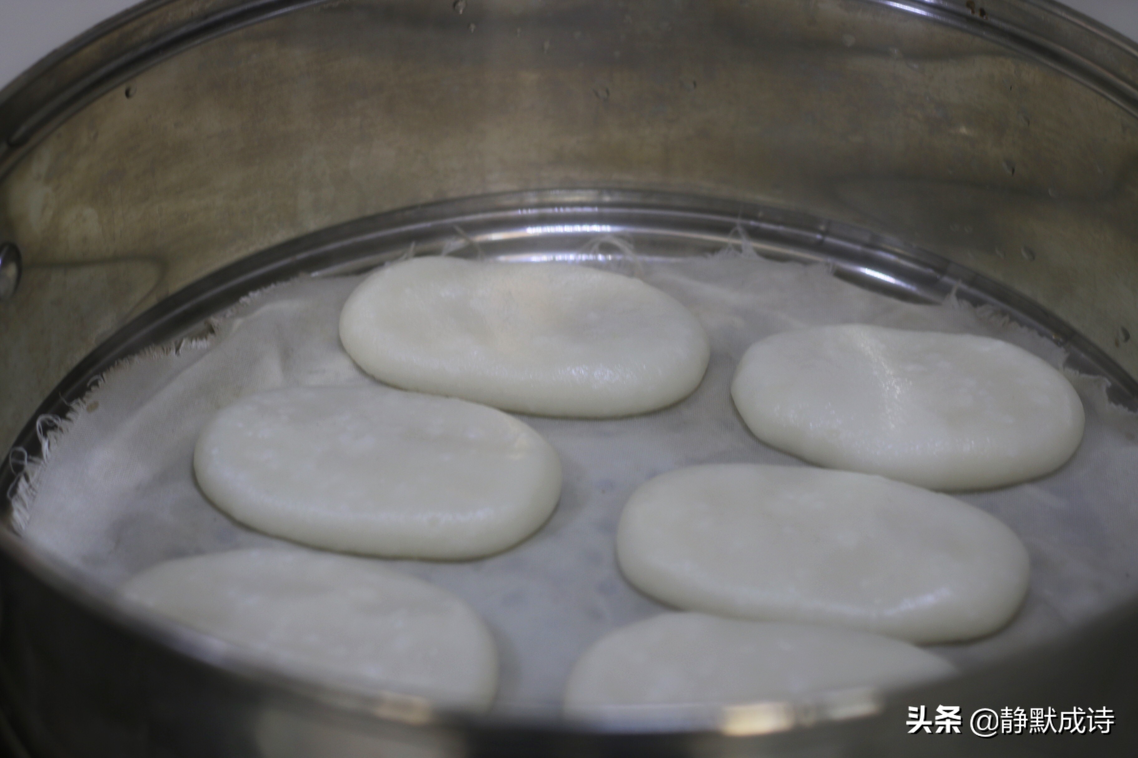 糯米粉自制年糕的家常做法,糯米粉做年糕的最简单做法