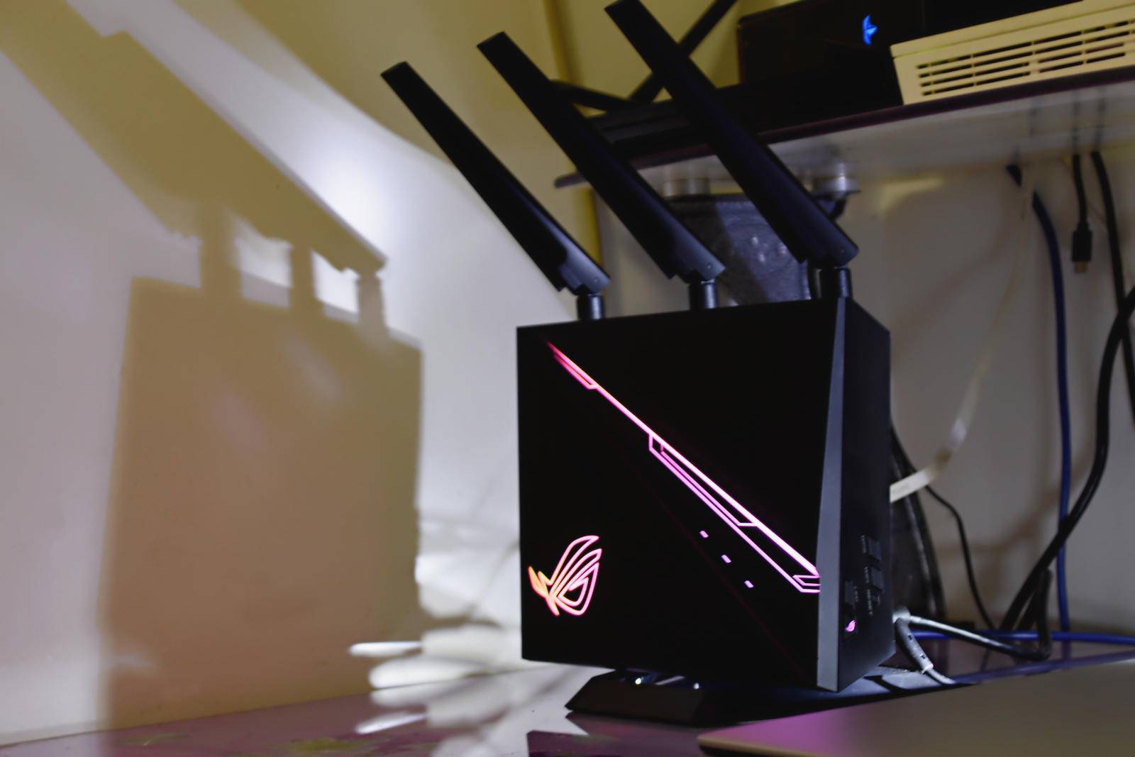 华硕rog路由器延迟高,华硕rog玩游戏不需要加速器