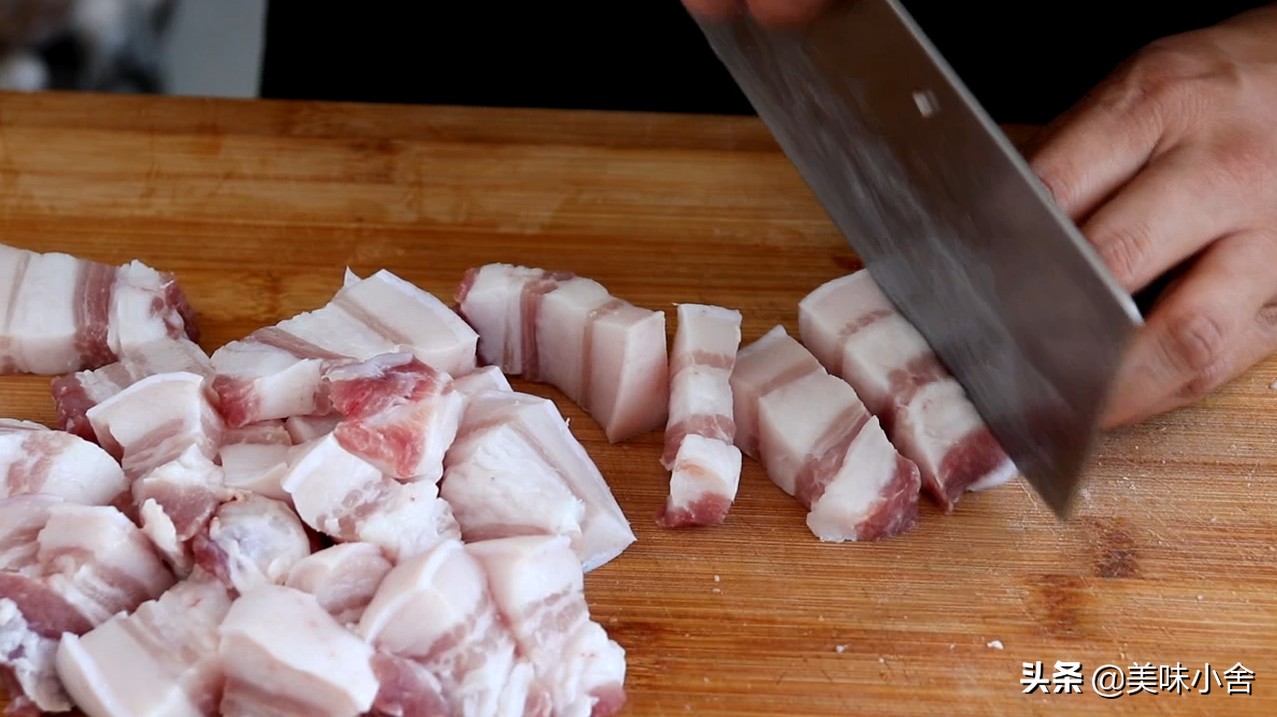 红烧肉这样做软糯入味肥而不腻,过年红烧肉的做法吃起来不油腻