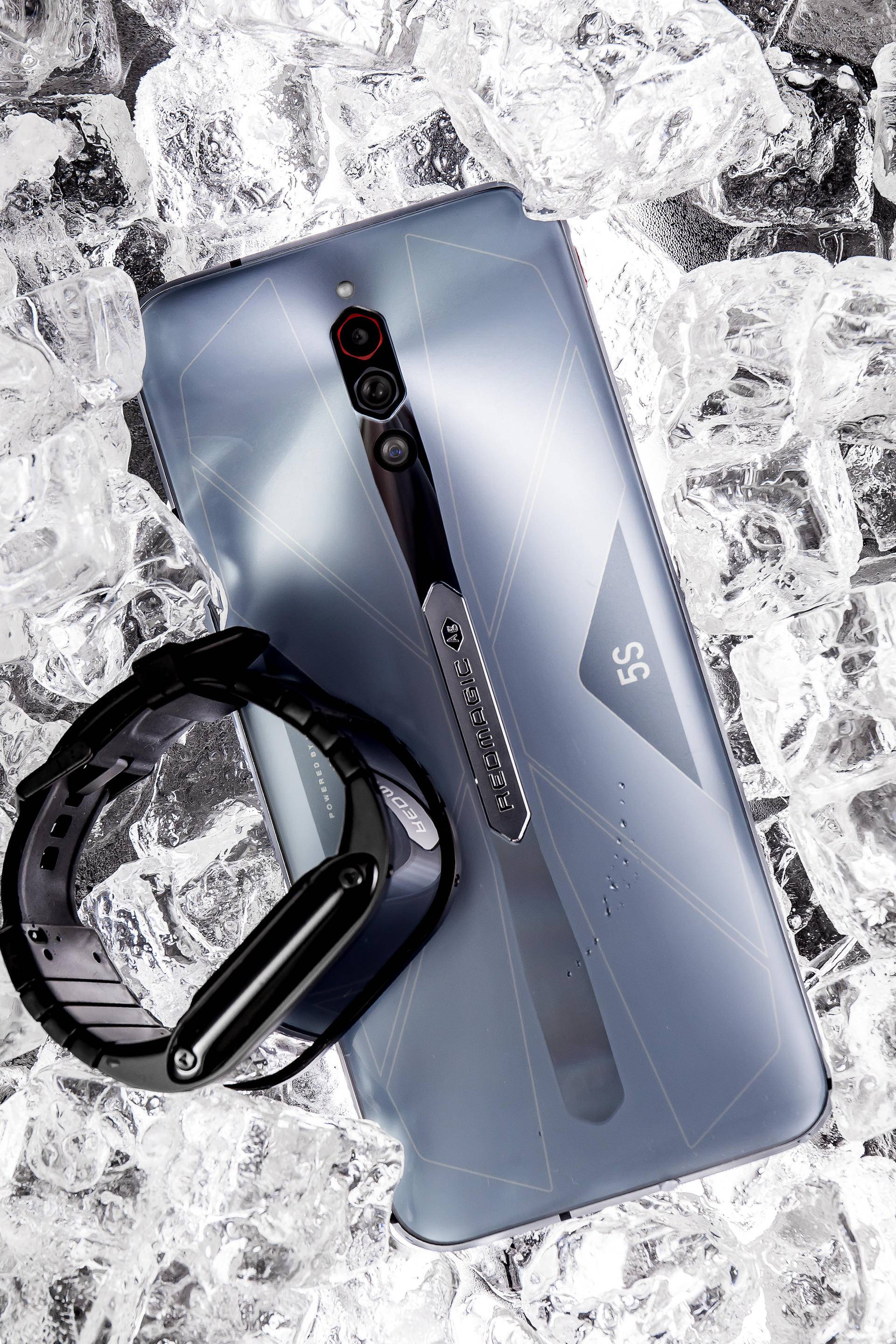 红魔5s冰锋银翼,红魔3s图集