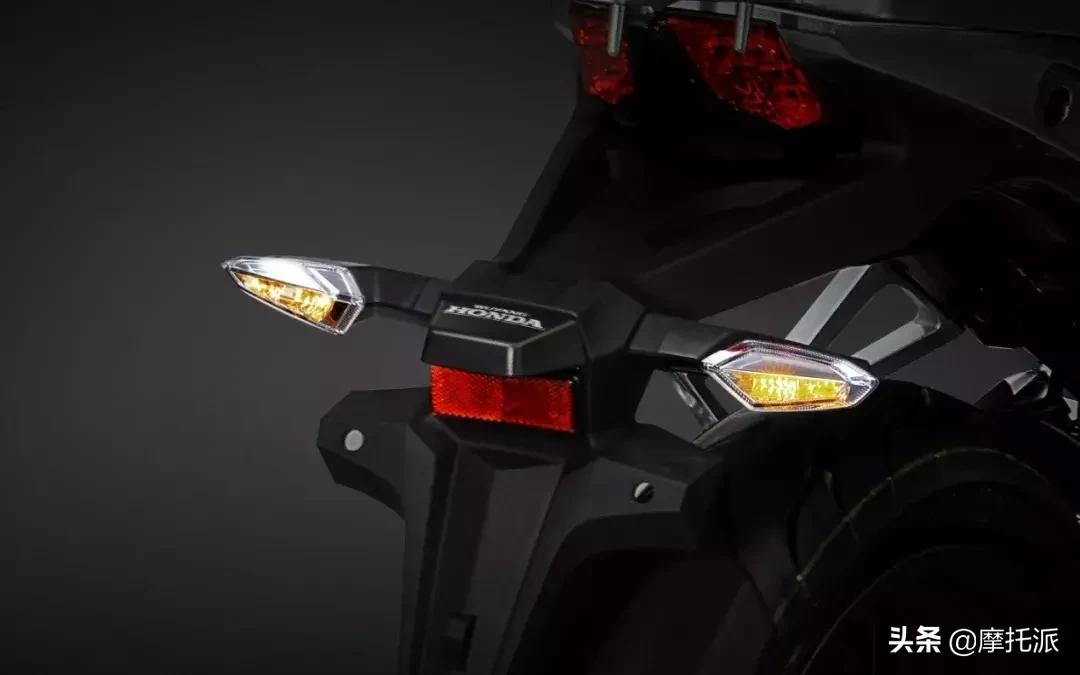 五羊本田猛鸷190最新款多少钱,新款五羊本田猛鸷cb190x白色