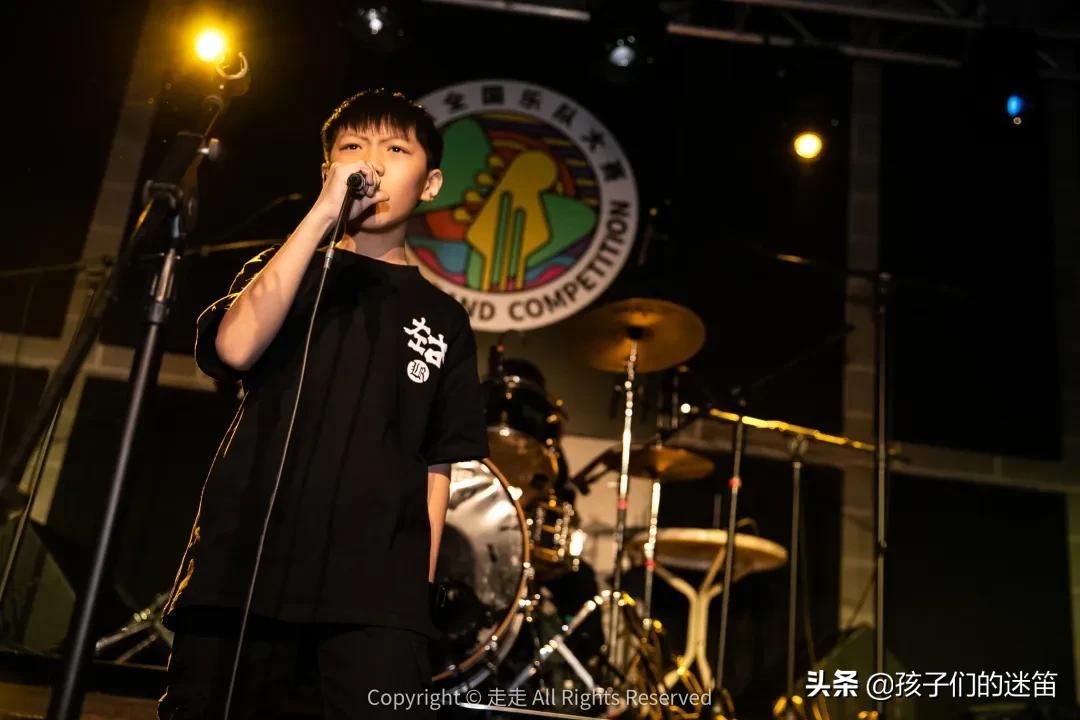 和自己偶像合作是种什么样的体验,当偶像的真实感受