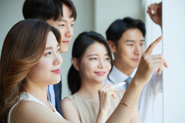 《歌手》也像众多凉凉的企业一般，如你所在企业也要倒闭该怎么办