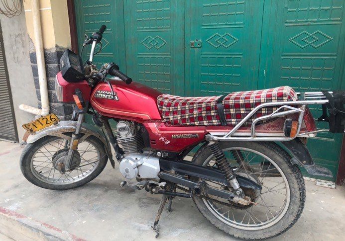 属于本田摩托的时代，94年本田90、98年本田125，都是神车啊