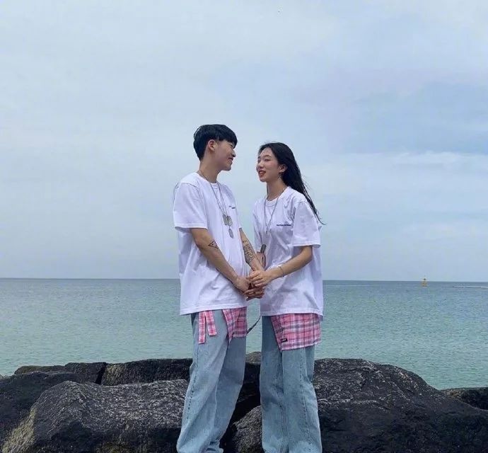 开学季情侣装,开学季换新情侣套装