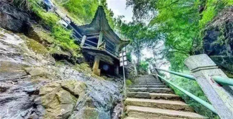 特享钜惠,享私家独立泡池,免费游览开心农庄获取片刻心灵的宁静