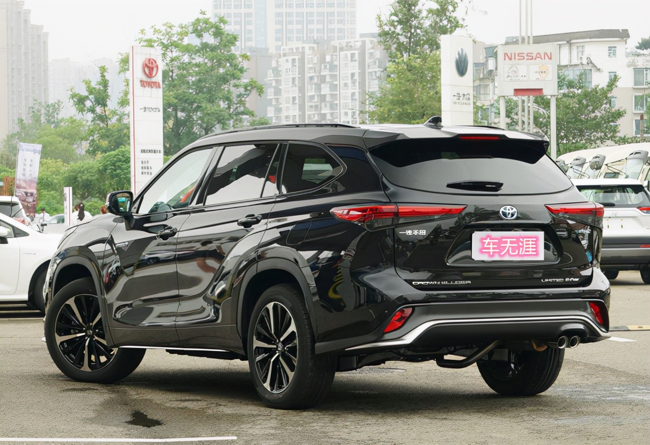 皇冠陆放真实油耗,皇冠陆放燃油版2.0真实油耗