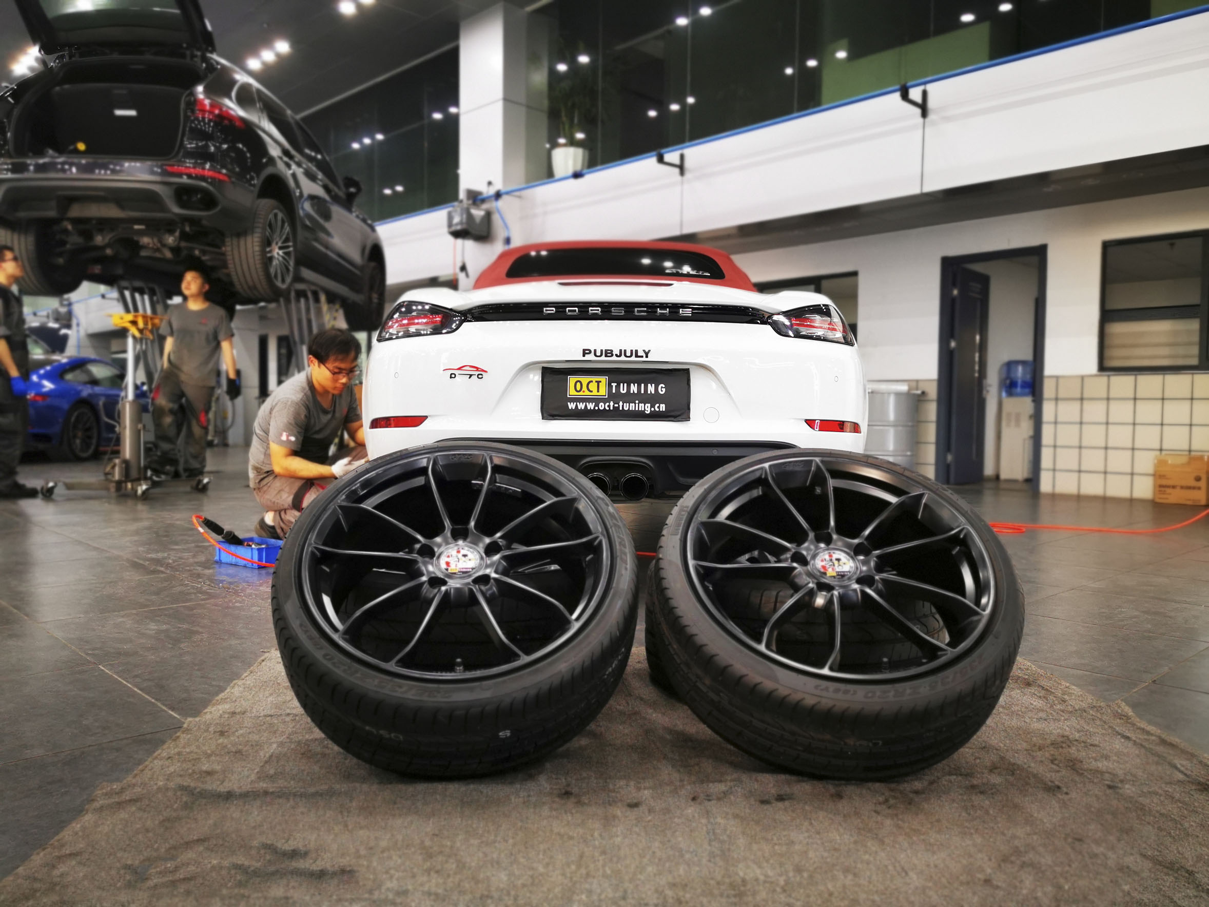 「产品发布」“极致工匠”O.CT发布保时捷718/911赛道版锻造轮毂