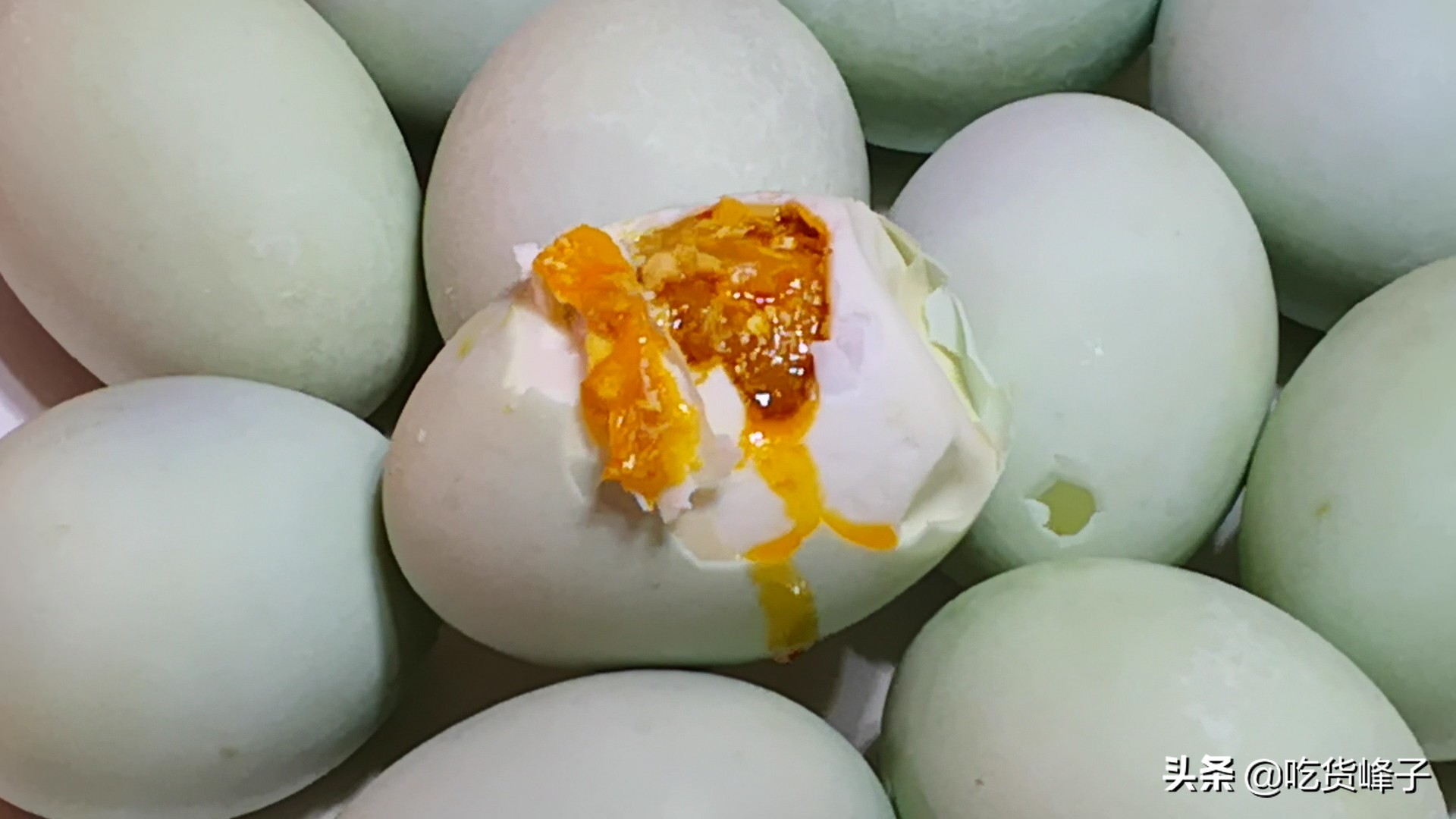 爱吃咸蛋黄怎么回事,特别爱吃咸鸭蛋黄的人是什么原因