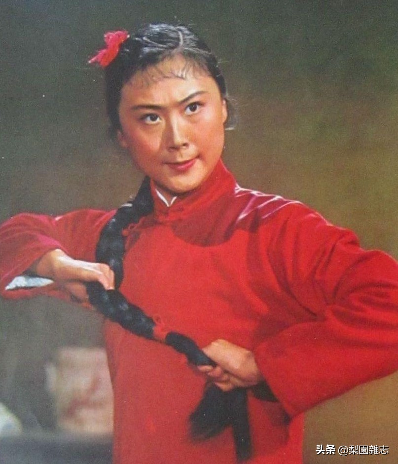 现代京剧八大样板戏红灯记全场,红色娘子军现代京剧八大样板戏