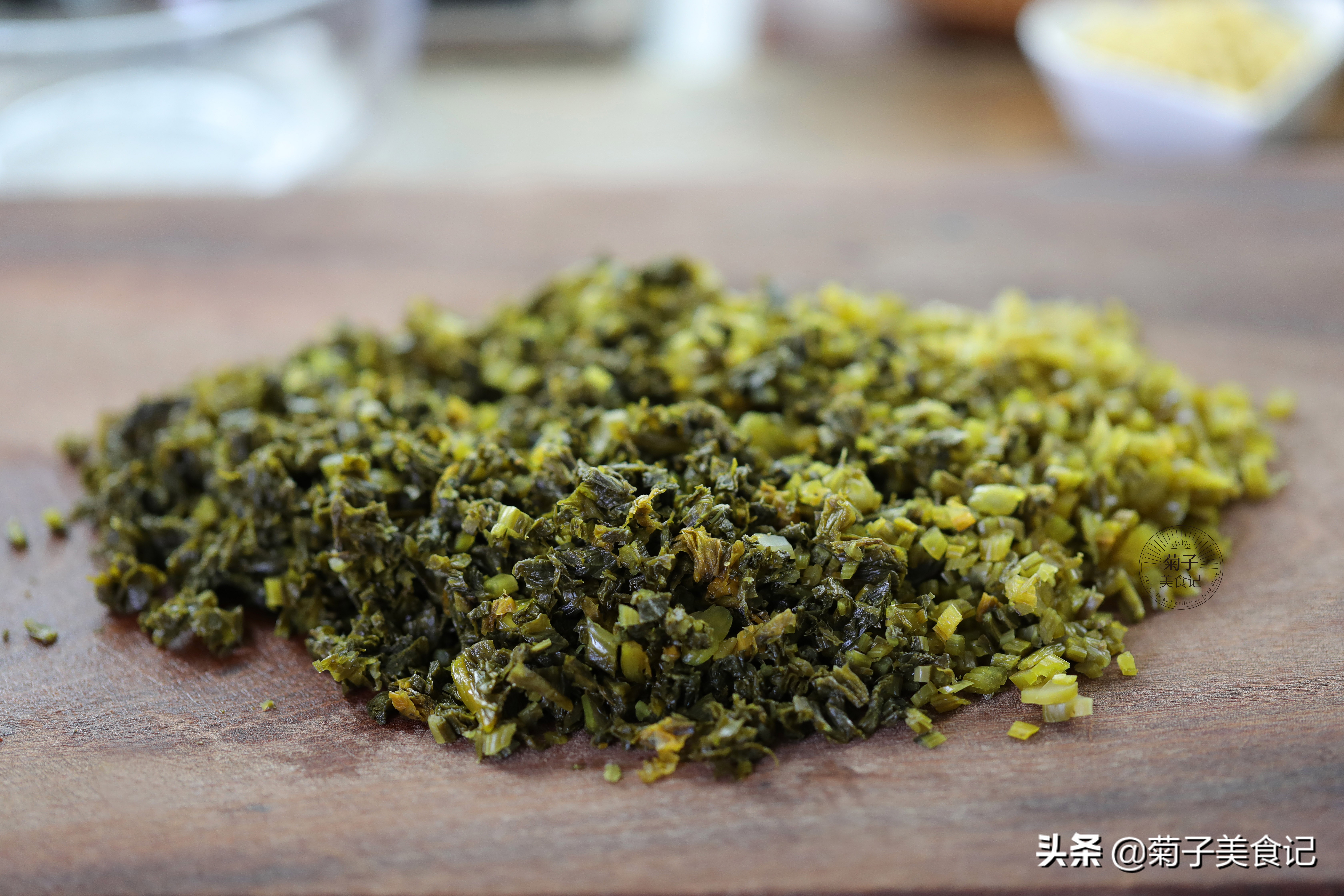 雪菜粉条肉末包子,雪菜肉末包子的做法