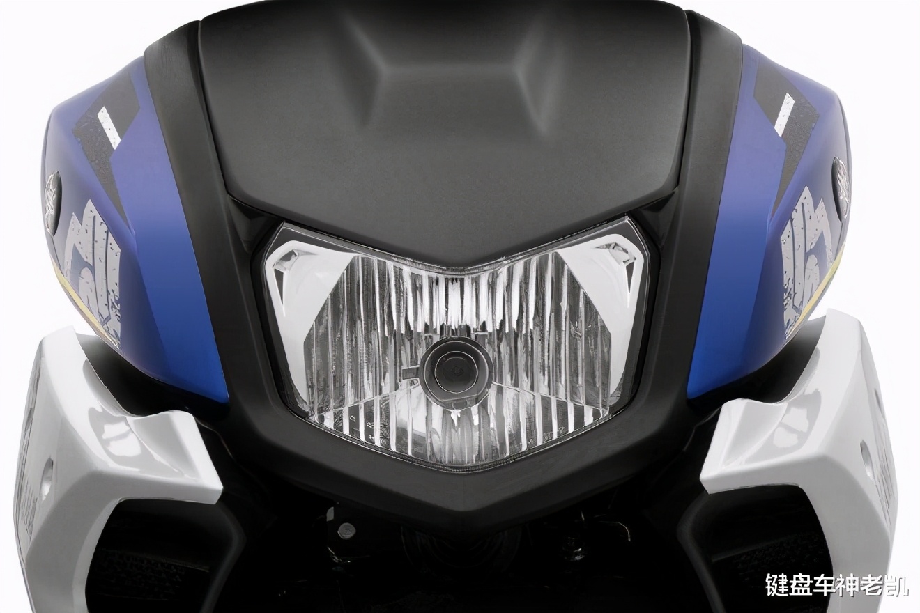 雅马哈跨界踏板forcex,雅马哈ray-zr试驾