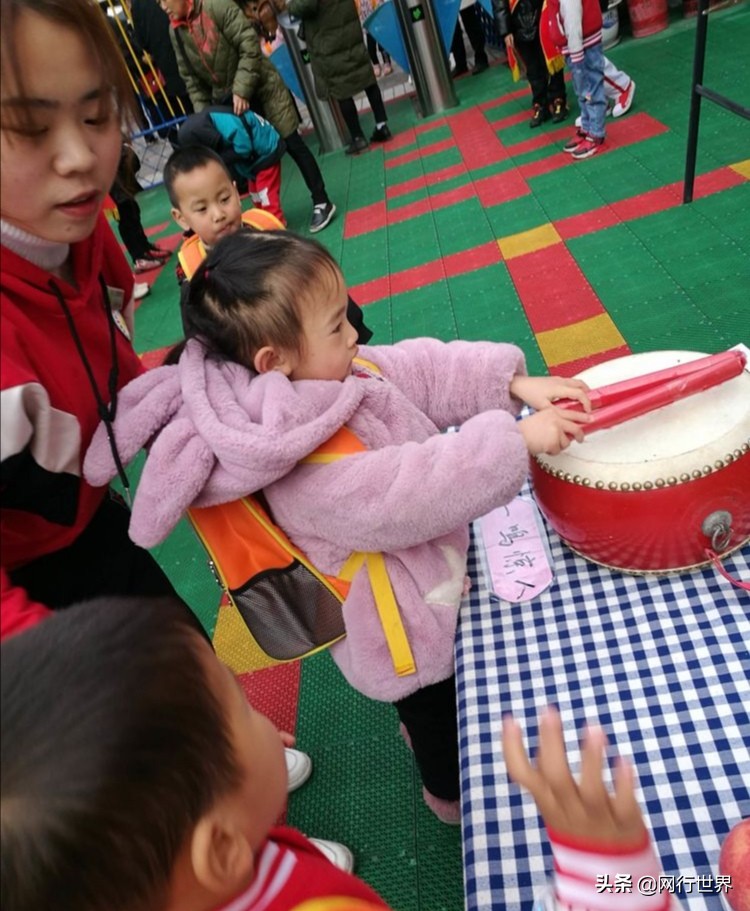 红苹果幼儿园开学,红太阳幼儿园开学第一天