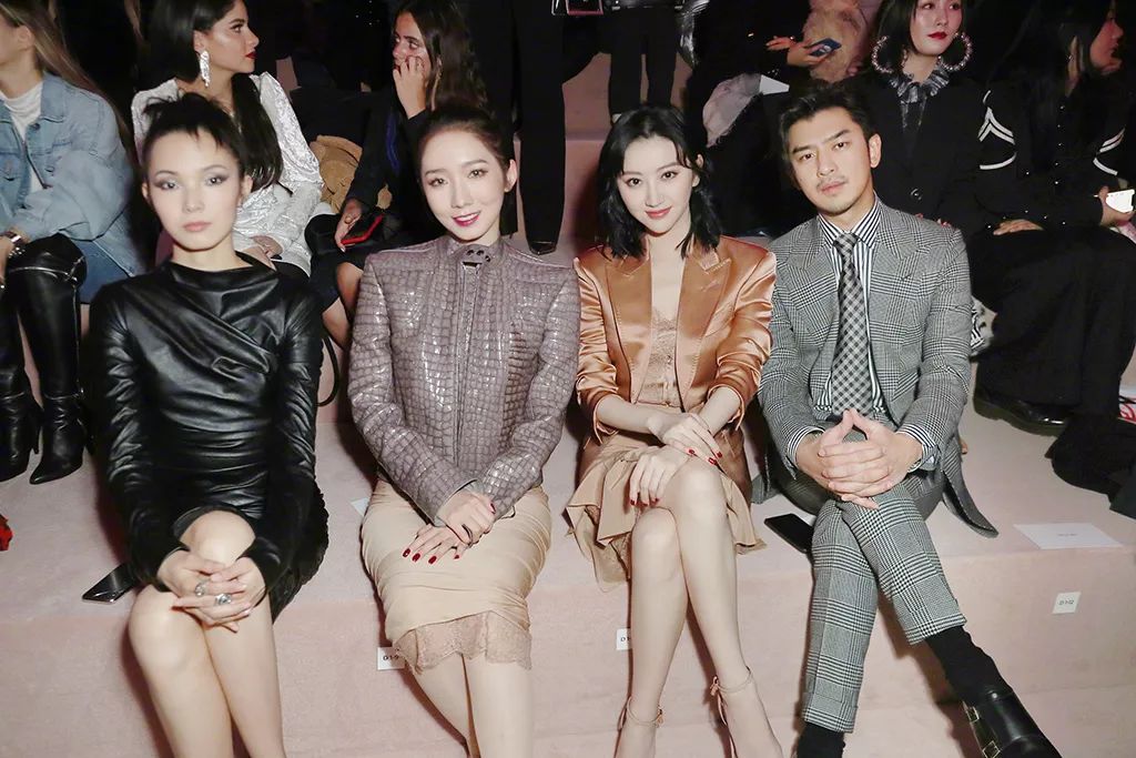 何穗和景甜综艺节目,何穗井柏然代言的视频