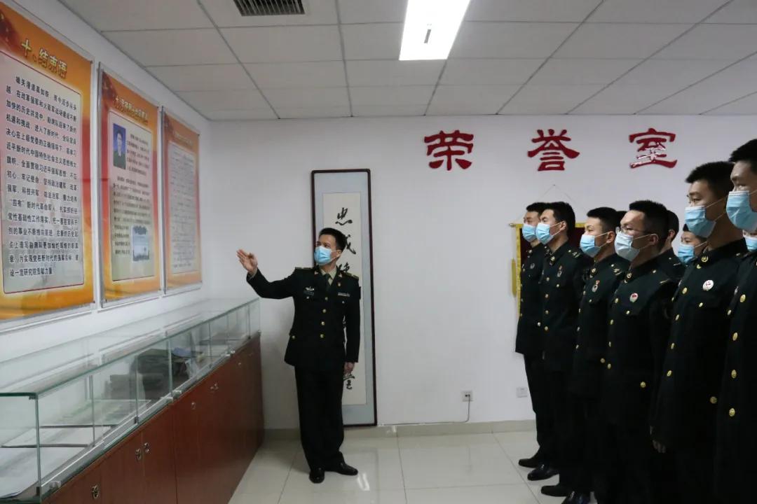 士兵突击和士兵再突击,大学生士兵的兵种