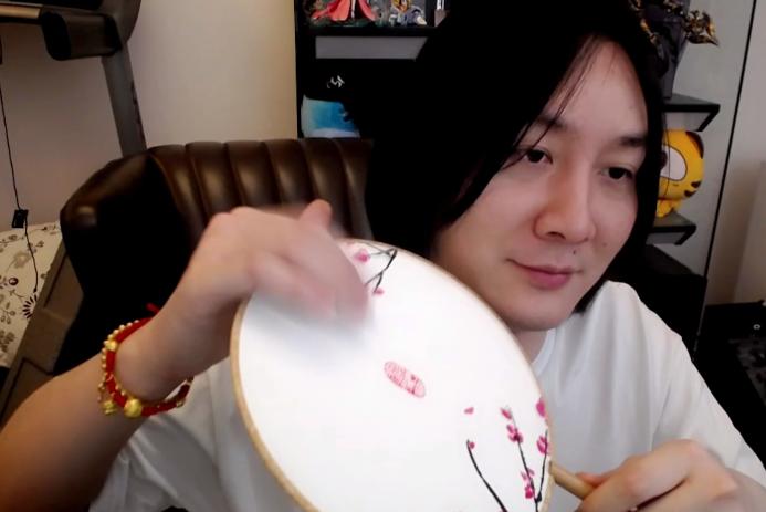 张大仙一个手办多少钱,张大仙身后的王者荣耀手办